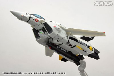 山口式转轮系列 No.083 三段变形女武神 VF-1S （洛伊・福克专用机）