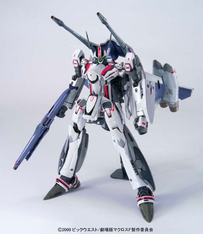 超时空要塞F(Frontier) 1/72 VF-25F トルネードMessiah Valkyrie 阿尔特机
