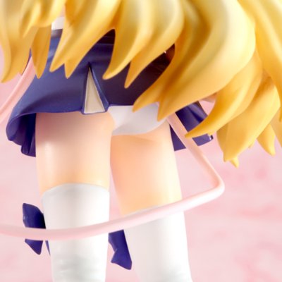 『露蒂的玩具』 亚斯塔露蒂・尤各瓦尔