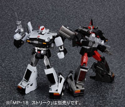 变形金刚 Masterpiece MP-17 Prowl 警车
