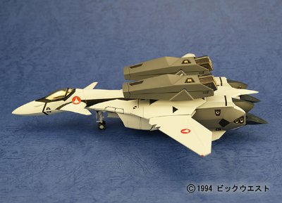 超时空要塞7 VF-11C 雷电 with Super Pack