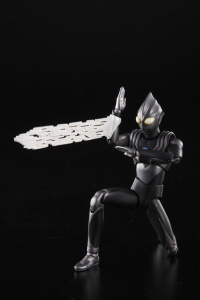 ULTRA-ACT 迪迦奥特曼 黑暗迪迦