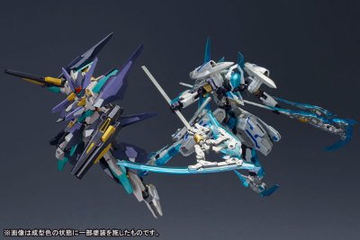 骨装机兵 对决套装〈脊柱剑VS白皙魔鹫〉