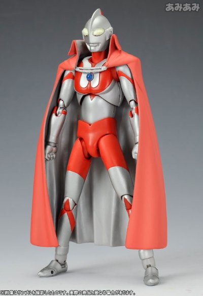 ULTRA-ACT 初代奥特曼 可动手办