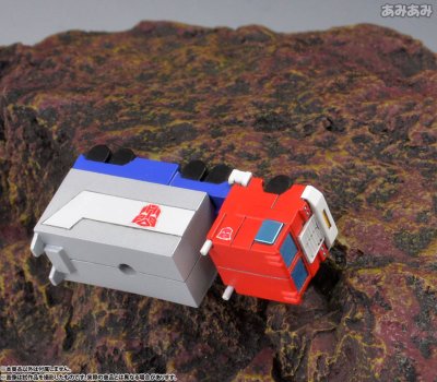 D-スタイル 变形金刚 コンボイ