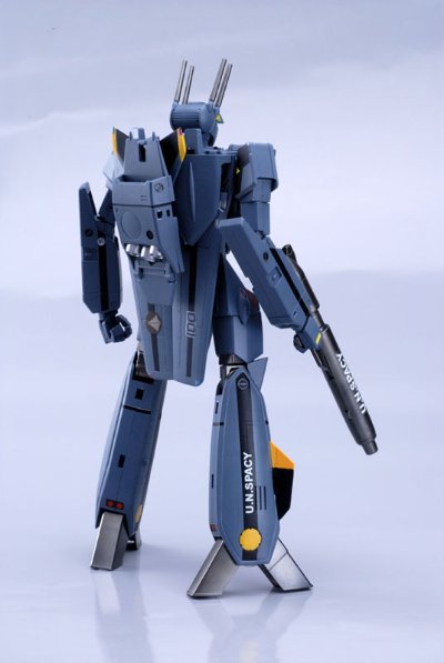 YAMATO超时空要塞系列 1/60 完全変形 VF-1S ロービジビリティー仕様