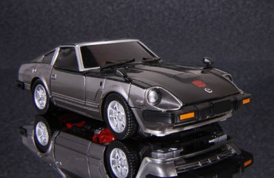 变形金刚 Masterpiece MP-18 Streak 飞毛腿