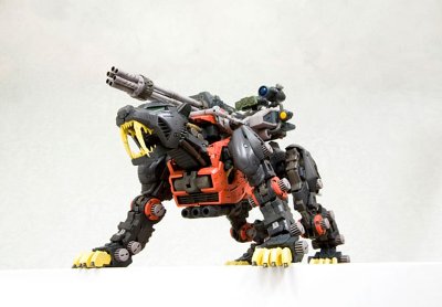 ゾイド HMM系列 1/72 EZ-016 剑齿虎 シュバルツ仕様 Plastic Kit