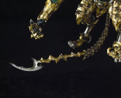 牙狼系列 换装铠甲与剧中道具第五作 心灭兽身牙狼与魔道指环扎尔巴战损版