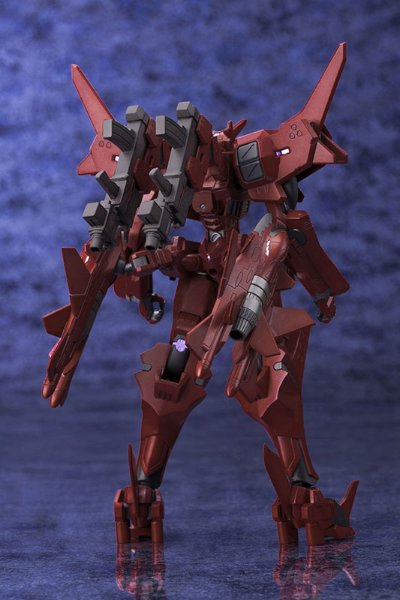 MUV-LUV 1/144 Su-47pzX1 金雕
