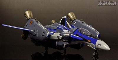 DX超合金 超时空要塞Ｆ VF-25G Messiah Valkyrie ミハエル・ブラン（ミシェル）机