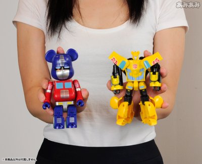 BE＠RBRICK No.B＠-000TF01 BE＠RBRICK × TRANSFORMERS OPTIMUS PRIME