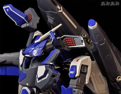 DX超合金 超时空要塞Ｆ VF-25G Messiah Valkyrie ミハエル・ブラン（ミシェル）机