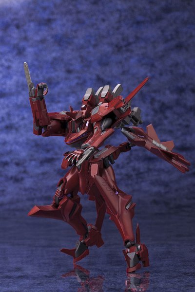 MUV-LUV 1/144 Su-47pzX1 金雕