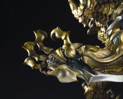 牙狼系列 换装铠甲与剧中道具第五作 心灭兽身牙狼与魔道指环扎尔巴战损版