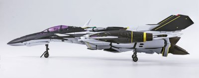 DX超合金 超时空要塞F YF-29デュランダルバルキリー（30周年记念カラー）