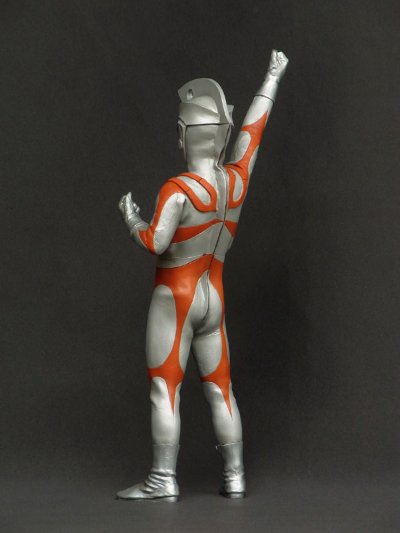 大怪兽系列 艾斯奥特曼 登场造型版