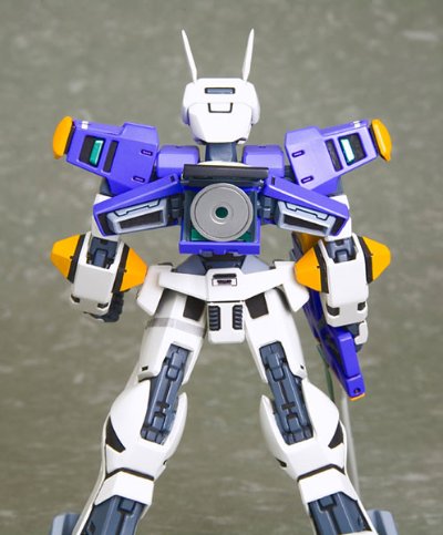 电脳戦机バーチャロン 1/100 MBV-04-G テムジン(Ver.1P) Plastic Kit