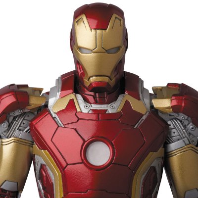 マフェックス No.013 MAFEX アベンジャーズ/エイジ・オブ・ウル特朗 IRON MAN MARK43
