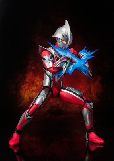 ULTRA-ACT 奈克赛斯奥特曼 成年形态
