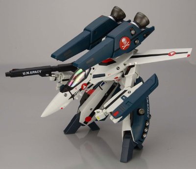 YAMATO超时空要塞系列 1/60 完全変形 VF-1A 一条辉 机 with スーパー＆ストライクパーツ