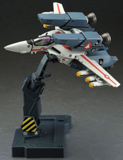 YAMATO超时空要塞系列 1/60 完全変形 VF-1J 一条辉 机 with スーパーパーツ