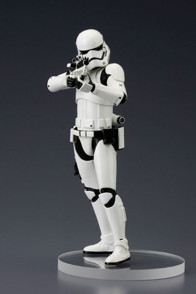 ARTFX+ 星球大战/原力觉醒 第一军团 风暴兵 双装组
