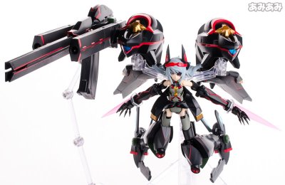 机娘计划 IS〈无限斯特托拉斯〉 黑雨 与 拉芙拉·布迪威伊 （プレミアムBandai限定）