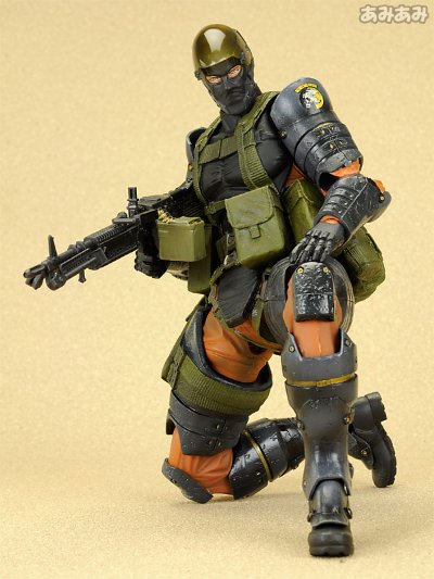 PlayArts改 Vol.4 スネーク バトル礼服バージョン(メタルギアソリッド ピースウォーカー)