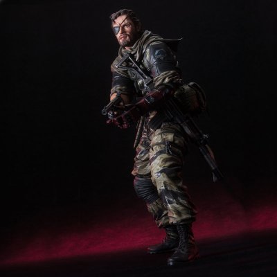 mensHdge No.16 MGS V Venom Snake