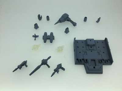 变形金刚 Masterpiece MP-27 铁皮（Ironhide）