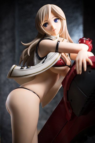 噬神者2 艾莉莎・伊莉妮琪娜・奥美拉 泳装版