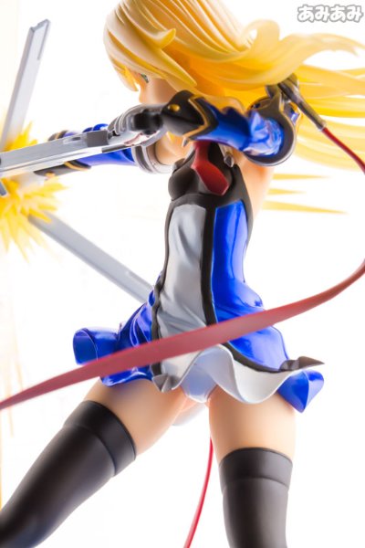 苍翼默示录：Calamity Trigger - Queen's Gate Spiral Chaos 诺爱尔·梵米利昂 Distortion Drive Mode