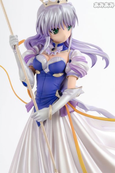 夜明前的琉璃色 菲娜・法姆・阿修莱特 皇家礼服版