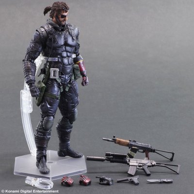 PlayArts改 メタルギアソリッドV ザ・ファントム・佩恩 ヴェノム・スネーク スニーKING スーツver.