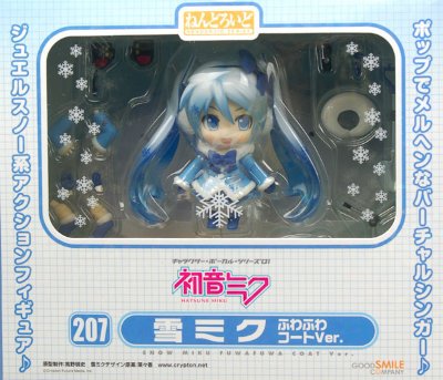 粘土人 #207 初音未来 雪未来 2012 毛绒绒外套版