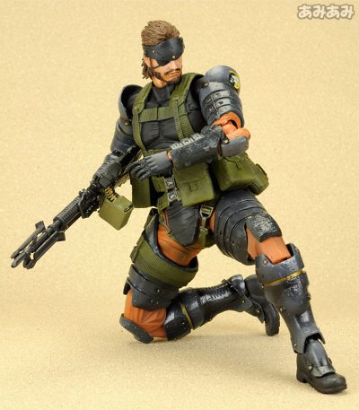 PlayArts改 Vol.4 スネーク バトル礼服バージョン(メタルギアソリッド ピースウォーカー)