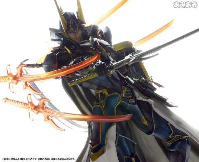 最终幻想 VARIANT PlayArts改 -KAI- ヒーロー オブ ライト