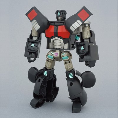 BE＠RBRICK×TRANSFORMERS NEMESIS PRIME