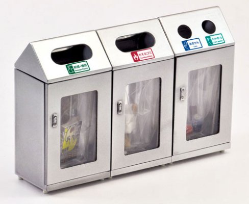 1/12スケール 鉄道小物系列 EK-05 駅のゴミ箱（ステンレスタイプ）