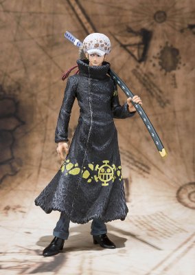 FiguartsZERO 航海王 特拉法尔加·罗 -王下七武海-