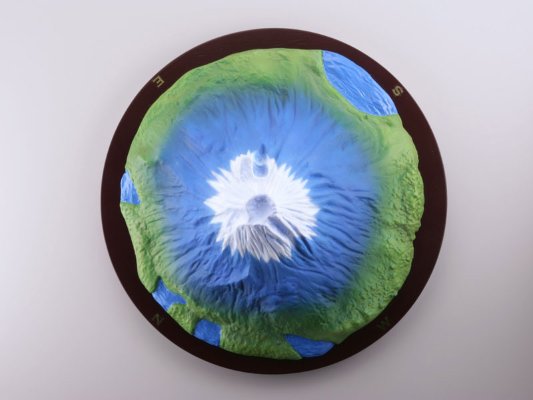 モリナガ・ヨウの立体図鉴『富士山』