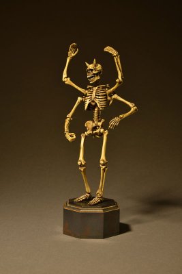 KT Project KT-006 竹谷隆之自在置物 骸骨 着彩