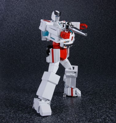 变形金刚 Masterpiece MP-30 救护车（Ratchet）