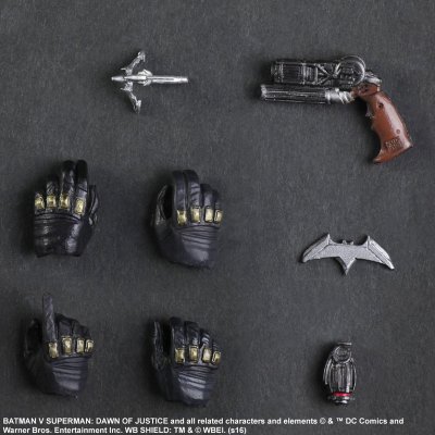 PlayArts改 Batman vs Superman： Dawn of Justice 蝙蝠侠