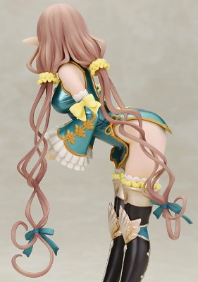 光明之响 琳娜・梅菲尔德