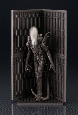 ARTFX+ 外星人 ビッグチャップ