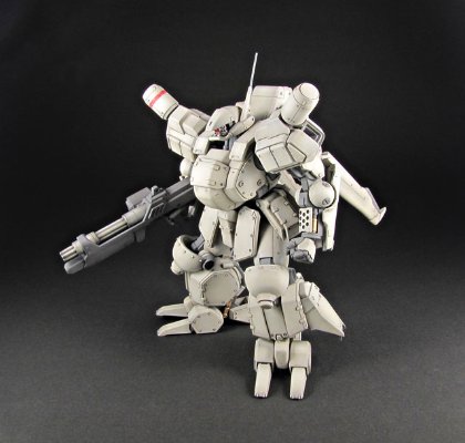 重装机兵雷诺斯 AS-5E3雷诺斯 (主人公机) 改良版