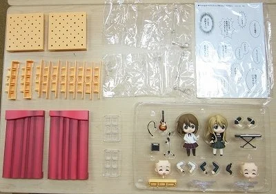 粘土人 #110 轻音少女！平泽唯 ＆ 琴吹䌷 舞台套装