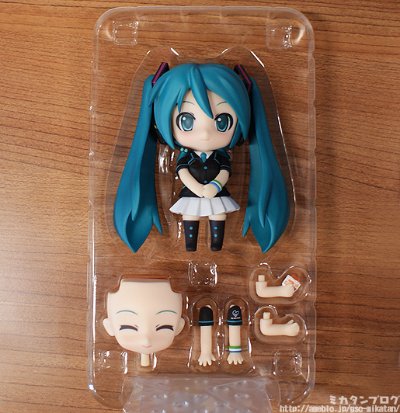 粘土人 #251 VOCALOID 初音未来 全家便利店版